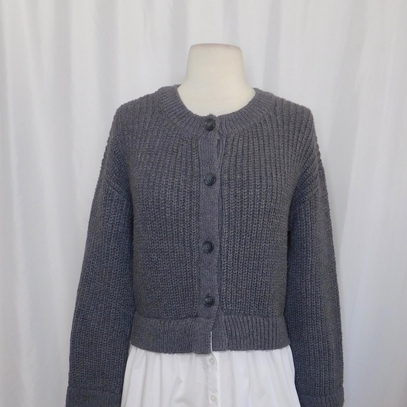 NWT!! ANTHROPOLOGIE Gray Cropped Twofer Cardigan Sweater Academia Preppy Small - Picture 4 of 16